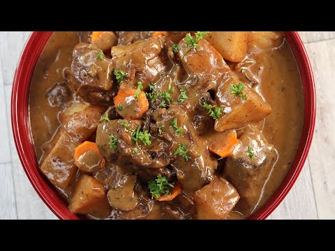 Melt in Your Mouth Sunday Pot Roast| How To Make Pot Roast in a Slow Cooker