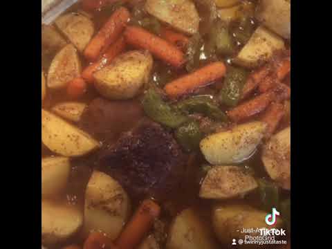 Crockpot Pot Roast  #potroast #macandcheese #meat #potatoes #dinner #shortsbeta