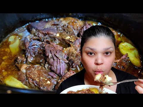 5 Ingredient Mississippi POT ROAST That’s AMAZING! Slow Cooker Recipe