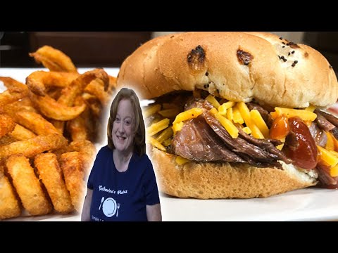CROCKPOT BEEF ‘N CHEDDAR ARBY’S COPYCAT RECIPE | Delicious 2 Ingredient Roast with Homemade Sauce
