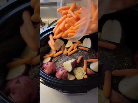 Beef chuck roast with vegetables! Super easy dinner in the crock pot! 20 minutes of prep!!!!!!!!!!!!