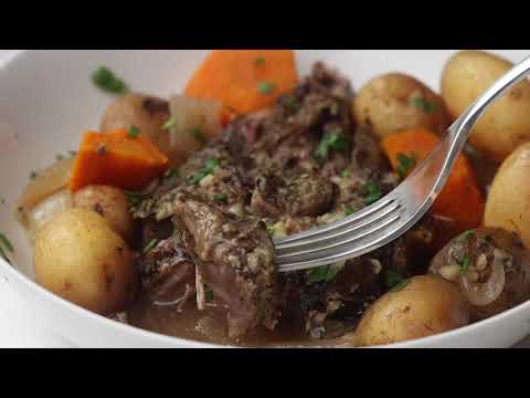 Slow Cooker Beef Roast with Potatoes and Carrots